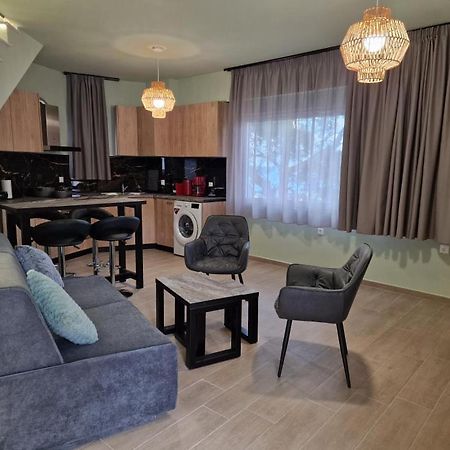 Solymar Prive Apartment Архангелос Екстериор снимка