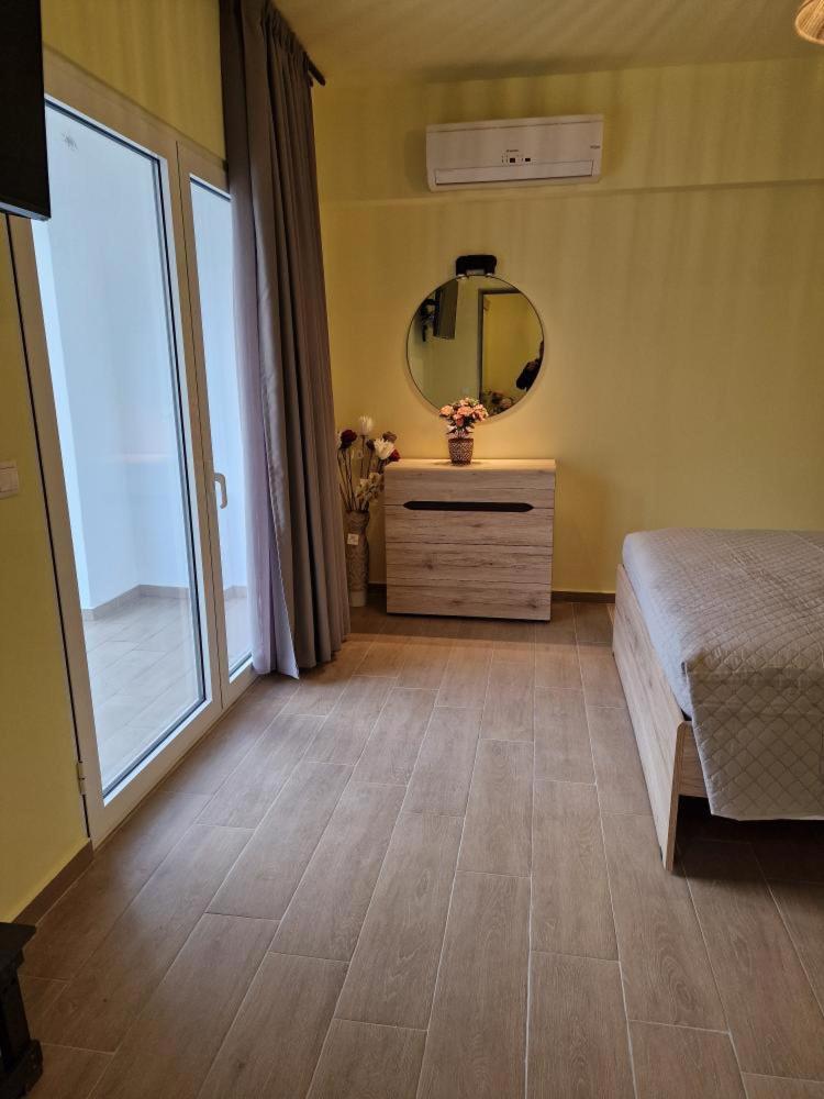 Solymar Prive Apartment Архангелос Екстериор снимка
