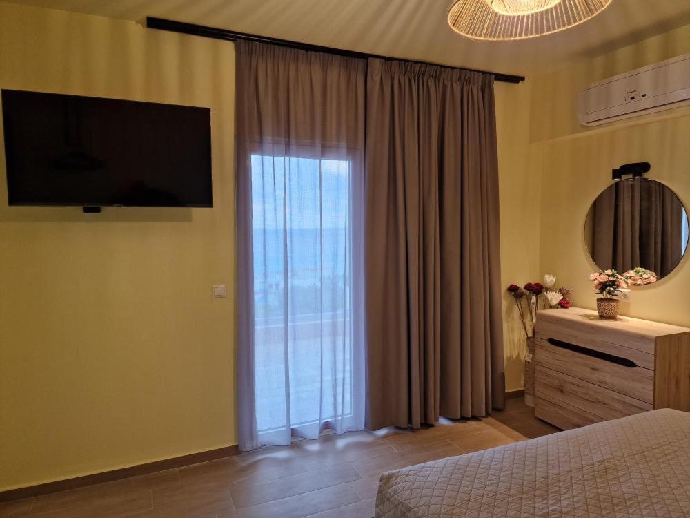 Solymar Prive Apartment Архангелос Екстериор снимка